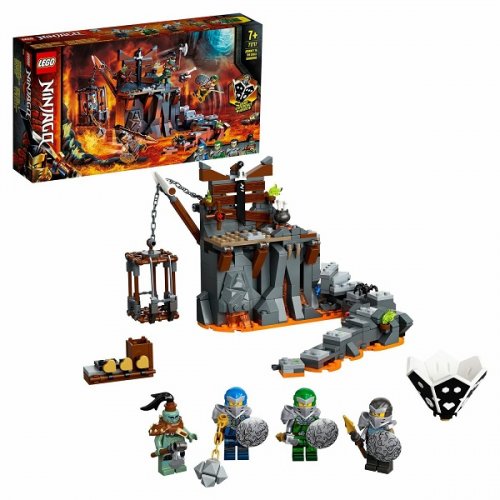 Lego Конструктор Lego Ninjago "Путешествие в Подземелье черепа"